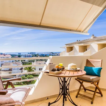 Apartment 3 Bed With Airconditioning, Sea And Poolview Near *