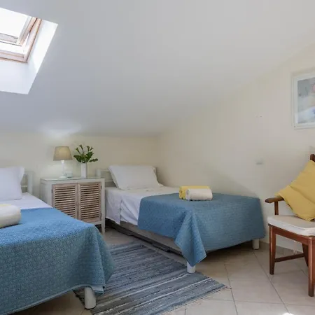 3 Bed With Airconditioning, Sea And Poolview Near