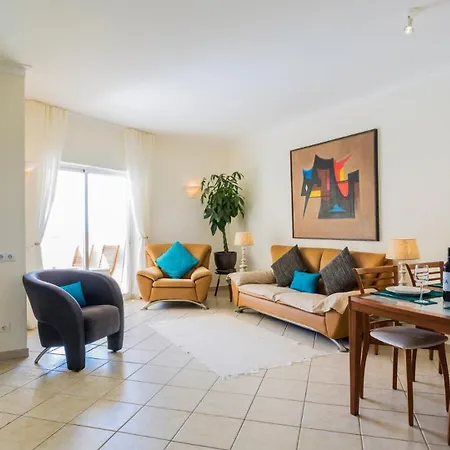 3 Bed With Airconditioning, Sea And Poolview Near Alvor