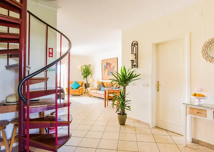 3 Bed With Airconditioning, Sea And Poolview Near Alvor