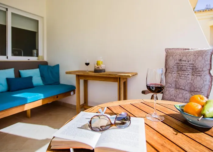 3 Bed With Airconditioning, Sea And Poolview Near * Alvor