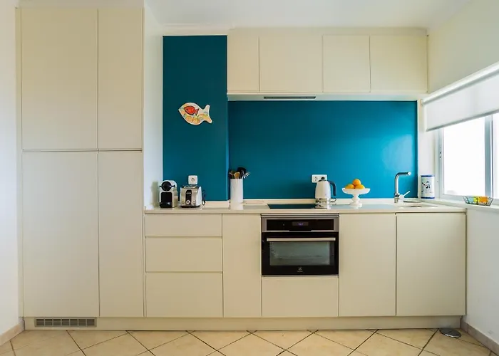 Lägenhet 3 Bed With Airconditioning, Sea And Poolview Near Alvor