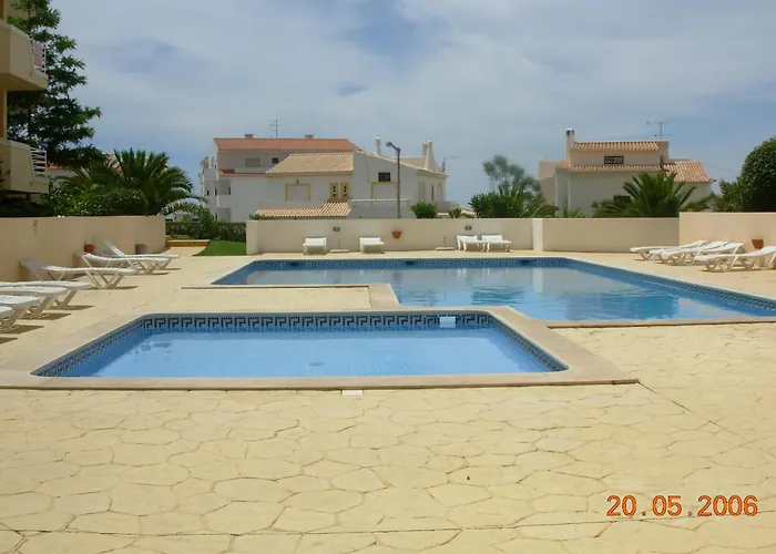 Lägenhet 3 Bed With Airconditioning, Sea And Poolview Near Alvor