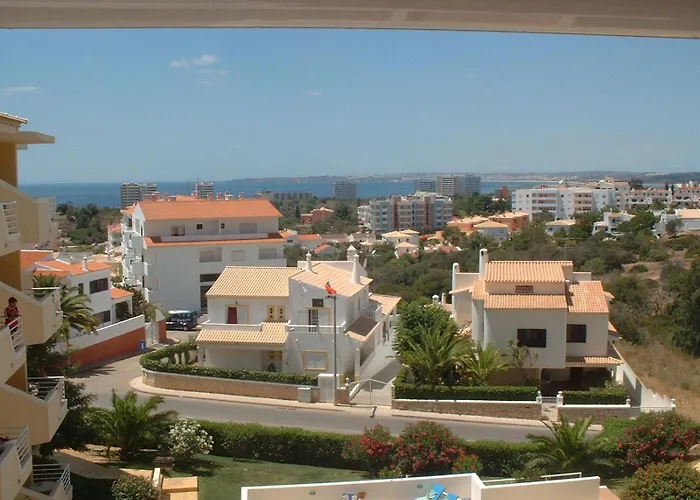 3 Bed With Airconditioning, Sea And Poolview Near Lägenhet Alvor