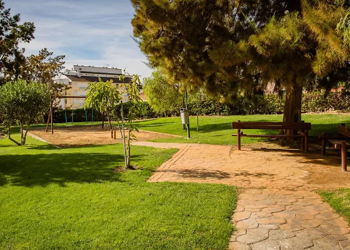 3 Bed With Airconditioning, Sea And Poolview Near Lägenhet Alvor